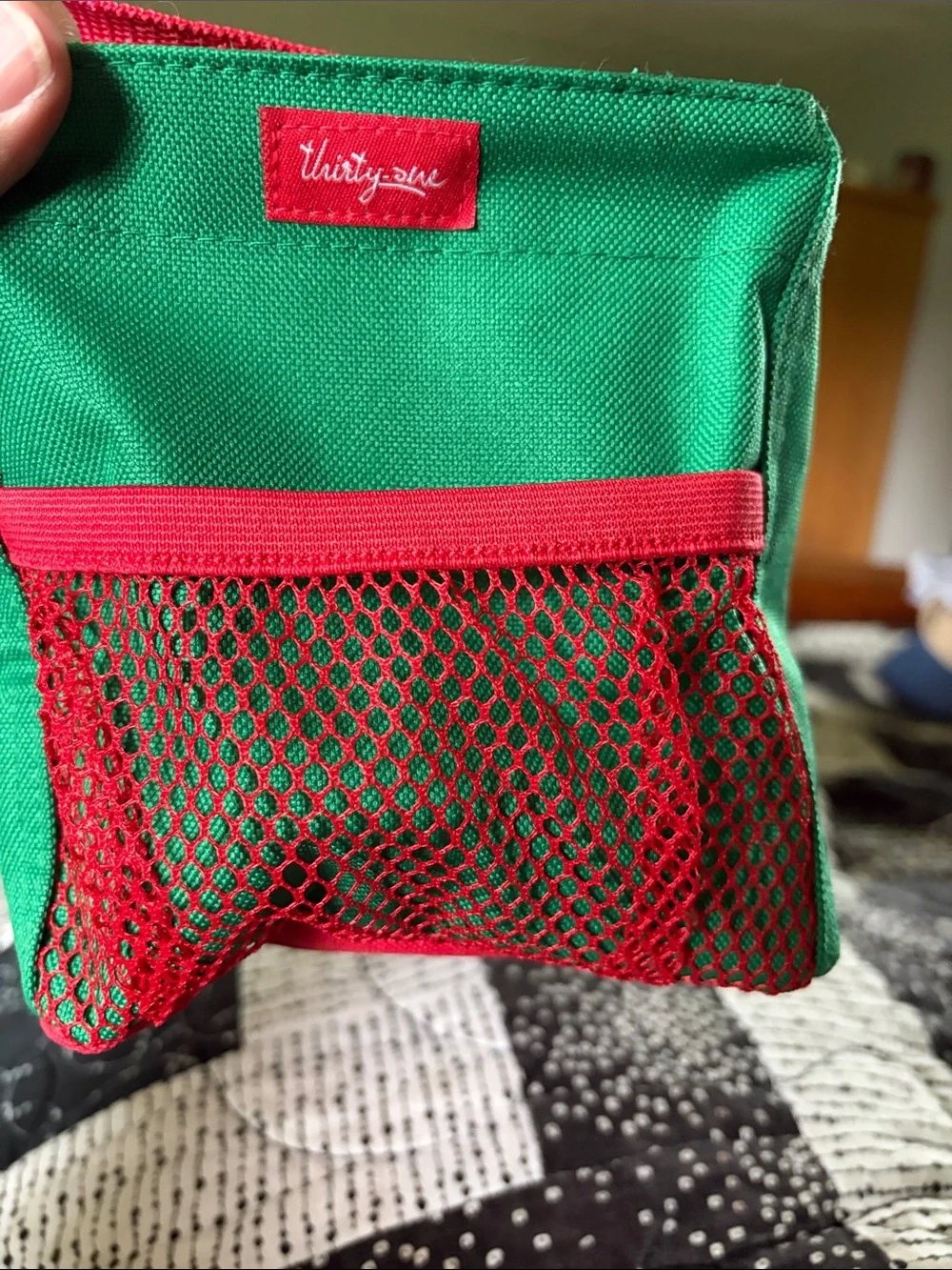 NEW Elf suit caddy from Thirty One never used